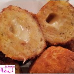 Bread ball with cheese surprise 