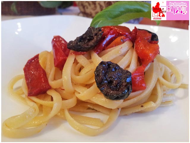 Pasta with peppers and olives photo2